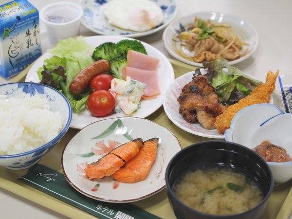 *【朝食一例】バイキング形式なのでお好きなものをお好きなだけどうぞ！（定食形式でご提供する場合あり）