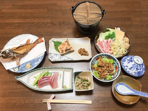 【夕食一例】壱岐のお刺身など魚料理中心の和定食