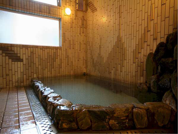 自家源泉１００％かけ流しの温泉は２４時間ご利用できます