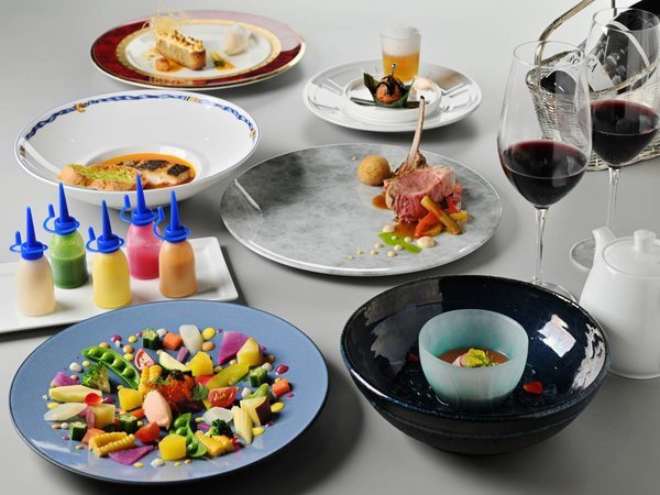 びわ湖大津プリンスホテルのプラン「最上階レストランの優雅な空間で堪能するフランス料理ディナー（夕朝食付き）」