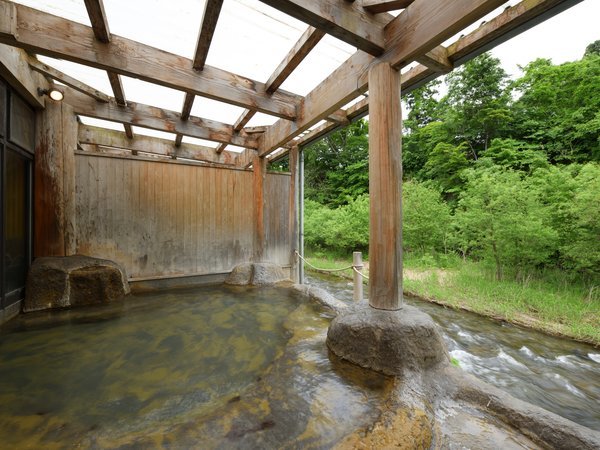日本百名湯 日本一深い天然自噴岩風呂を有す秘湯宿 藤三旅館の写真その4