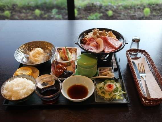 【お夕食】春季～秋季お夕食鉄板焼き