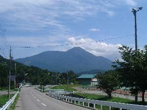 信州富士の蓼科山です。