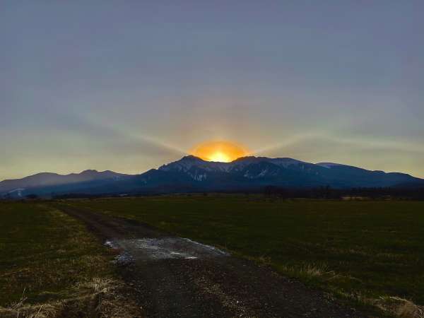 夕暮れ時の八ヶ岳