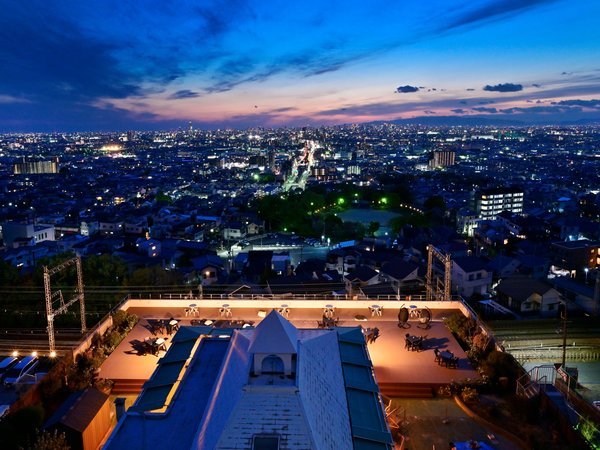 テラスから眺める大阪平野の絶景