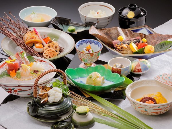【日本料理】「やまなみ」厳選食材を使用したグレードアップ会席コース ※イメージ