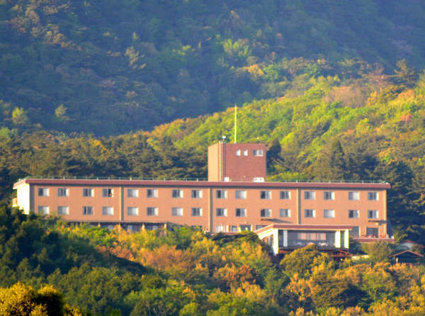 霧島国立公園内にあり手つかずの大自然に抱かれた風光明媚なホテル