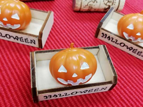 ハロウィンのミニミニディスプレイです~