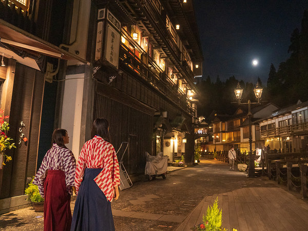 銀山温泉街散策