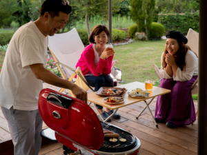 自然の中のBBQは最高のごちそう。