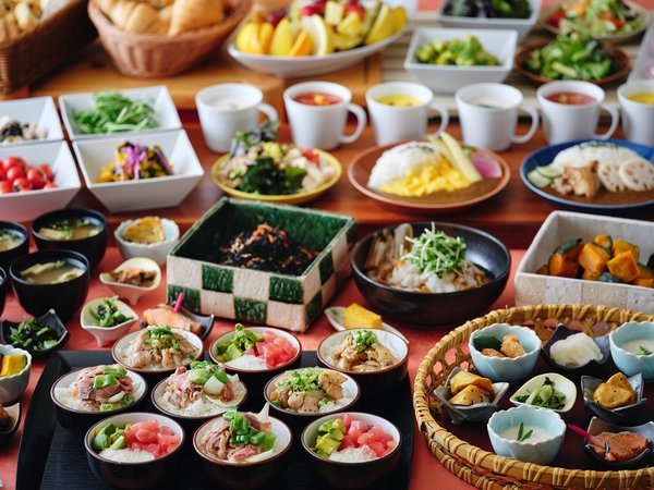 【朝食】本館25階マンハッタンテーブル／東京（江戸）由来の郷土料理をお楽しみいただけます
