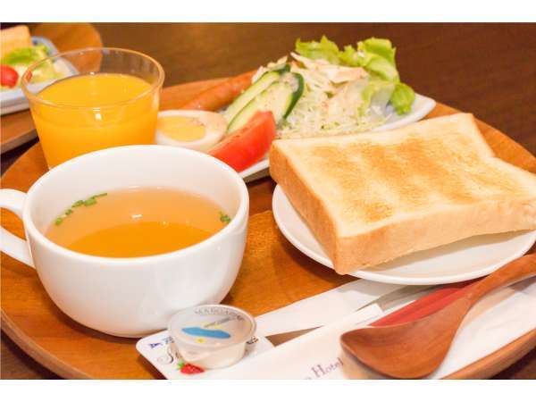 ●朝食●おおいたの老舗が作る濃厚な生クリーム食パンの洋食プレート(和食もお選びいただけます)