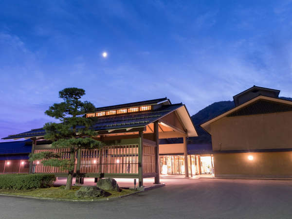 花巻温泉 佳松園 肌にしみこむ化粧水のような「とろとろの湯」の写真その1