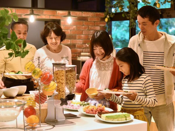 【人気の朝食モーニング】新生活に合わせたご提供で安心♪ お子様のワクワクも止まりません( *´艸｀)