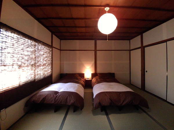 静かな寝室（ベッドは2台のみで他布団をご用意しております）