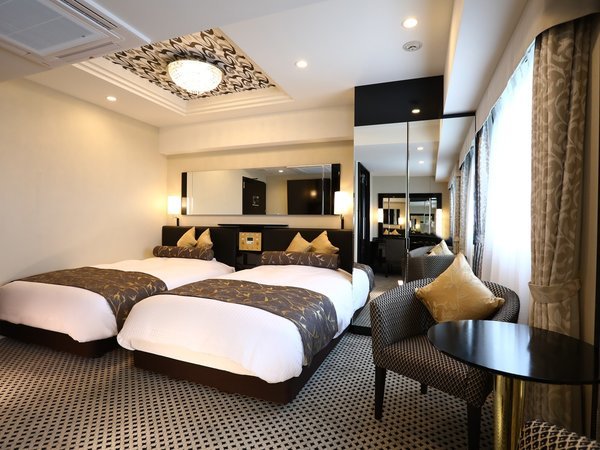 デラックスツイン(22㎡・ベッド幅120cm・ベッド下収納なし)