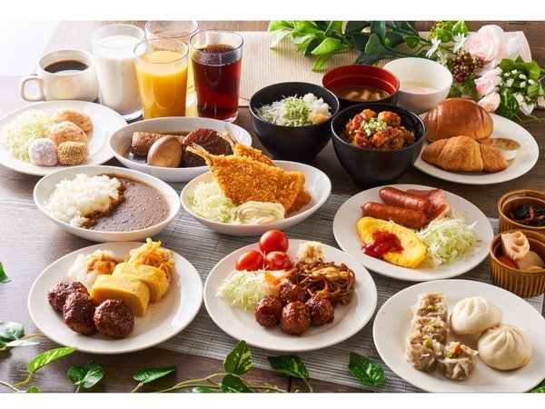 有料朝食:日替わりフライ・しらす・静岡おでん・ひつまぶしなどの、ご当地メニューもご用意しております！