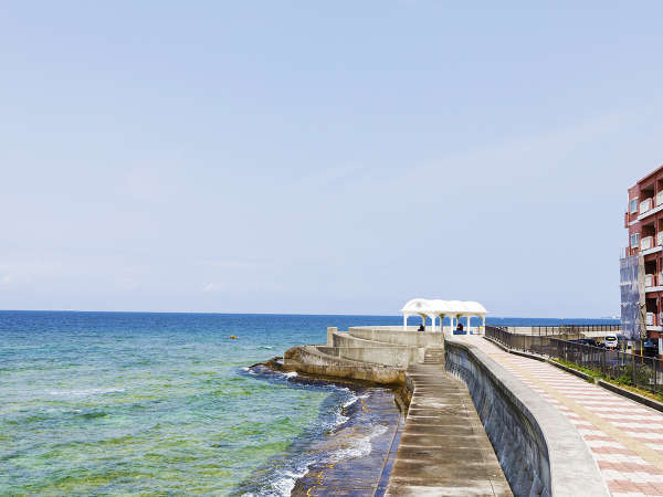 【宮城海岸】[徒歩3分]エメラルドブルーの海を眼下に望み、リゾート気分を満喫♪