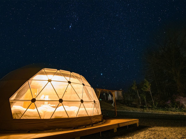 満天の夜空を見ながら贅沢な時間を。