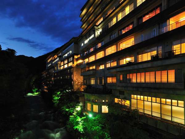 坐山 みなかみ (旧:水上館) 山と渓流に抱かれた15湯の温泉宿の写真その1