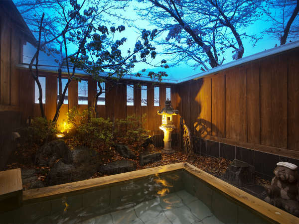【貸切露天風呂-櫻乃湯-】 柏屋の3つの貸切露天風呂は“無料” で “何度でも” お楽しみいただけます。