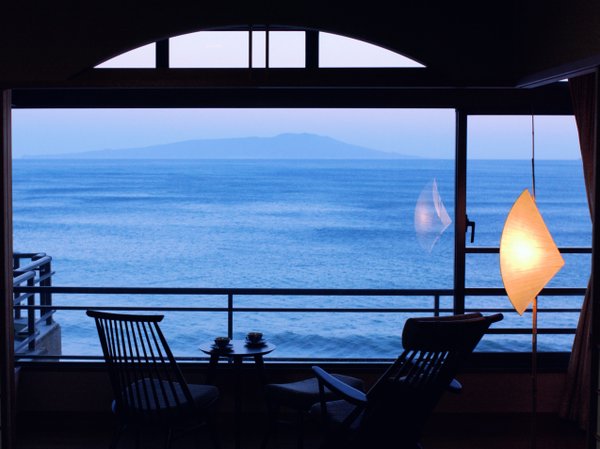 伊豆大島を正面に臨む眺望絶佳の宿 熱川館の写真その2
