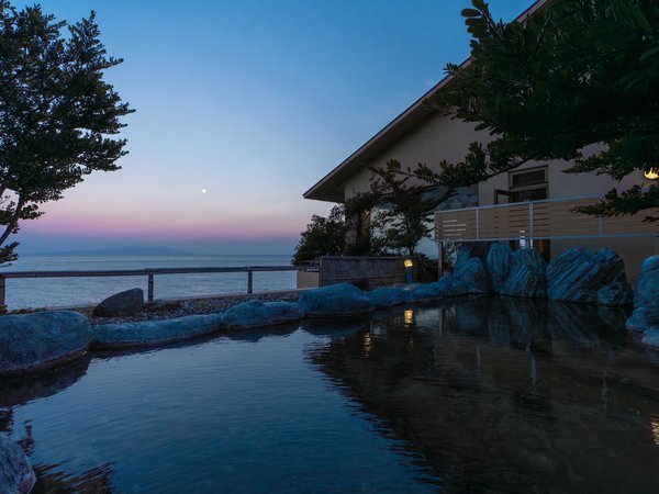 伊豆大島を正面に臨む眺望絶佳の宿 熱川館の写真その3