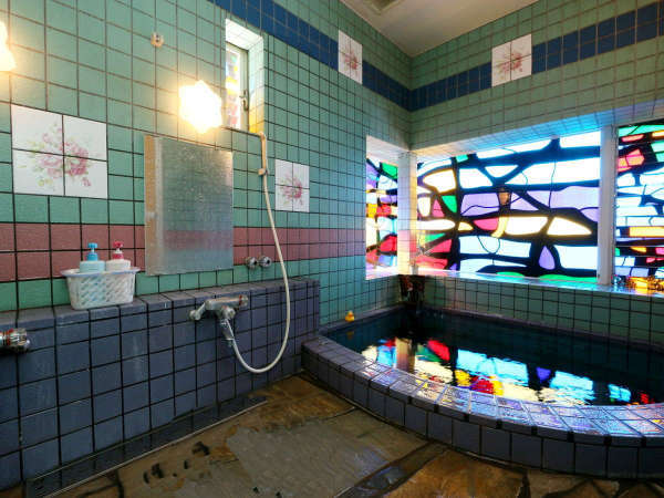 貸切風呂は24時まで自由に貸切！準天然『光明石温泉」(R)人工温泉