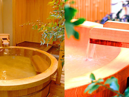別棟にある貸切露天風呂は樽風呂岩風呂庭風呂みかげ風呂と4箇所も