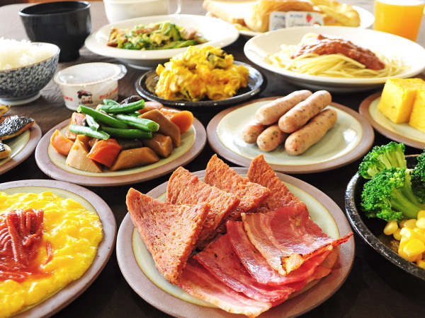 【朝食一例】ボリューム満点の朝食バイキング