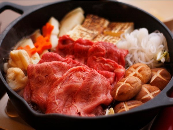 【夕食】淡路牛と淡路産の食材をふんだんに使用したすき焼きコース