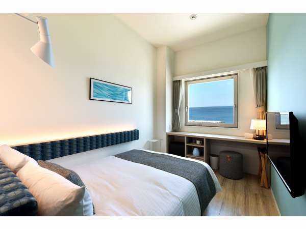 Ocean Double Room / I[V_u(C) 13.5?