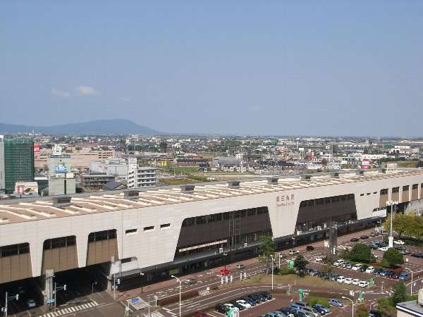 燕三条駅