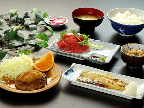 レトロな食堂を営む 奈良旅館の写真その2