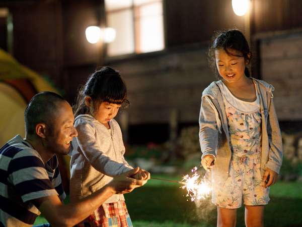 【夏】夏はお子様連れに手持ち花火をプレゼント