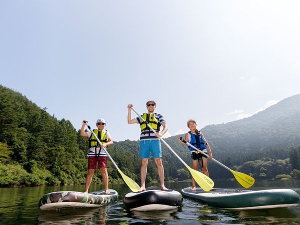 野沢温泉　LODGEでんべえのプラン「【SUPツアー付きプラン】緑豊かな北竜湖でSUPを体験！／夕朝食付」