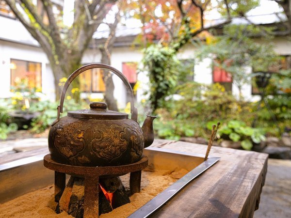 東屋の囲炉裏