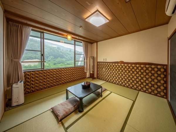 ホテル花更紗のプラン「【天然温泉で癒しの時間を】ビジネス出張応援プラン【館内利用券付】　素泊り」