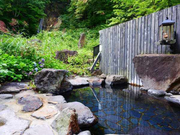 *【滝見の湯】竜神の滝を眺めながら一息♪