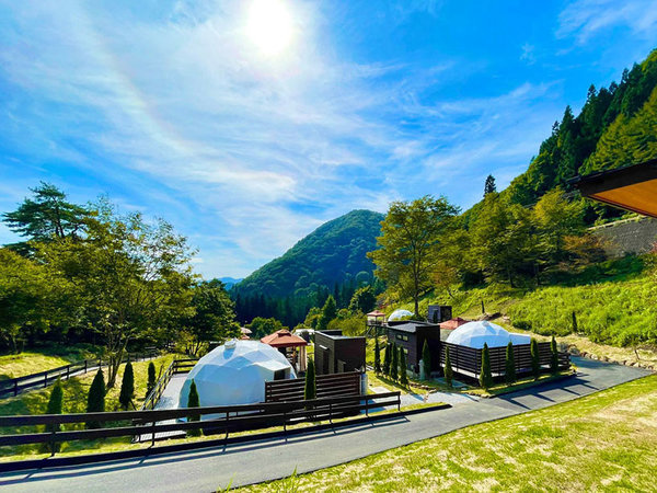 軽井沢の自然と一体化する贅沢を味わう、非日常体験を。
