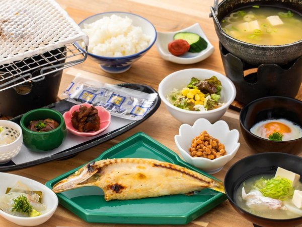 なだうら温泉元湯　磯波風（いそっぷ）のプラン「【氷見で朝食を◎1泊朝食付き1名7700円～♪】お日にち限定！お仕事や観光後にゆったり過ごす」