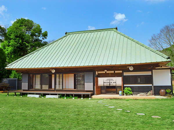 和信庵は築１２０年を超える古民家を改装した宿泊施設です