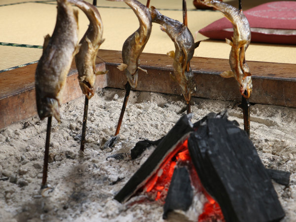 香ばしい岩魚は格別な味