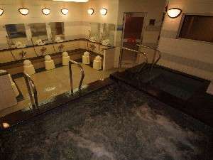 赤羽初！北海道秘湯 二股ラジウム温泉誕生！一日の疲れを癒す大浴場には２タイプのサウナ室を完備！