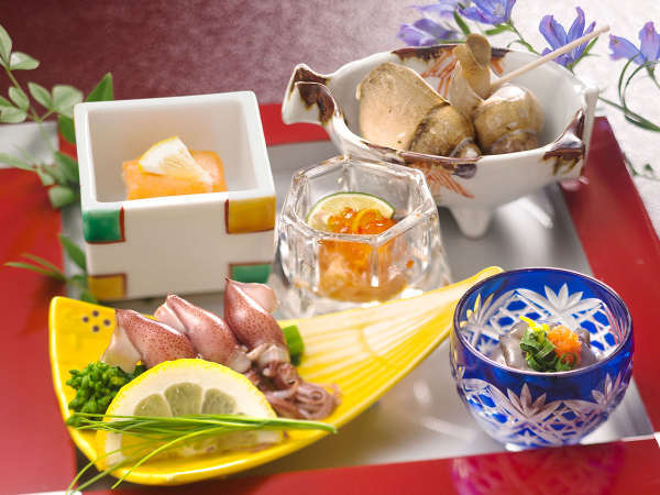 【ホタルイカ】【バイ貝】【鱒鮨】♪富山の名物を贅沢に詰め込んだ季節の前菜♪