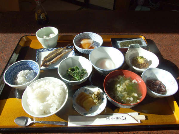 はつしろ旅館のプラン「朝食付★天然温泉＆体に優しい和の朝ごはんに癒される」