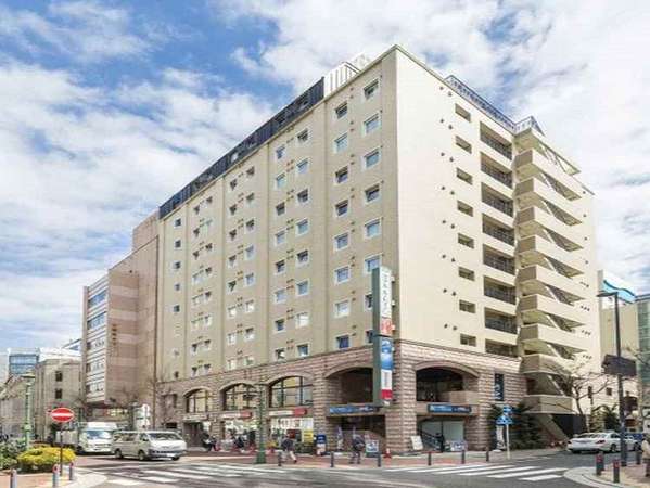 みなとみらい線馬車道駅より徒歩1分・JR関内駅/桜木町駅より徒歩9分・ブルーライン関内駅より徒歩5分