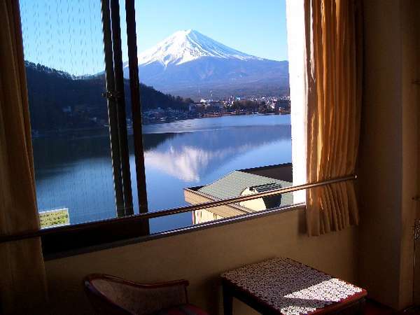富士と湖を望む絶景宿 グリーンレイクの写真その3
