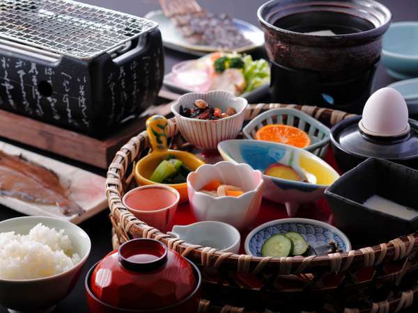 １日８組限定　～間人蟹と地魚料理～　大人の絶景隠れ宿　寿海亭のプラン「【1泊朝食付】海の京都・間人へプチ旅行！最終22時迄チェックインOK！」