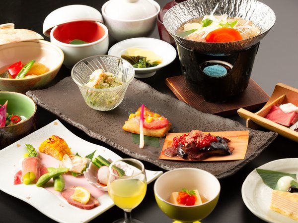 本物の温泉と露天風呂付き客室のある宿　和どうのプラン「【当館最高ランクの懐石料理へ☆】夕食グレードＵＰ↑↑板長こだわりの懐石料理プラン☆≪1泊2食付≫」